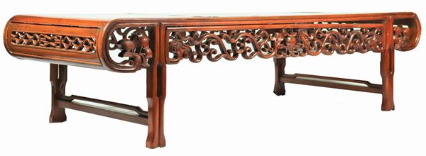 Tavolo da salotto cinese in rosewood