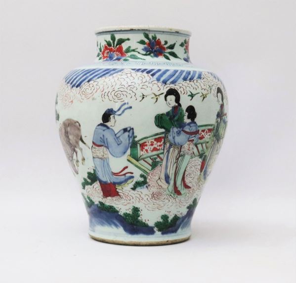 Chinese vase in porcelain