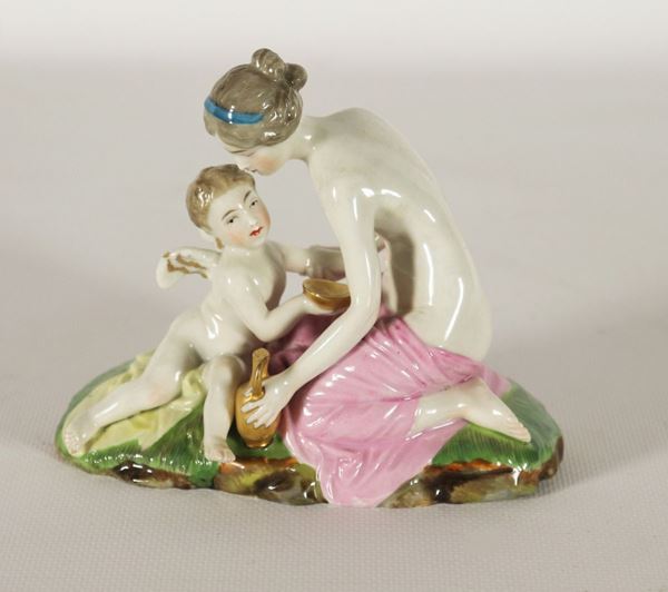 Small group "Venus and Cupid" in Hochst porcelain