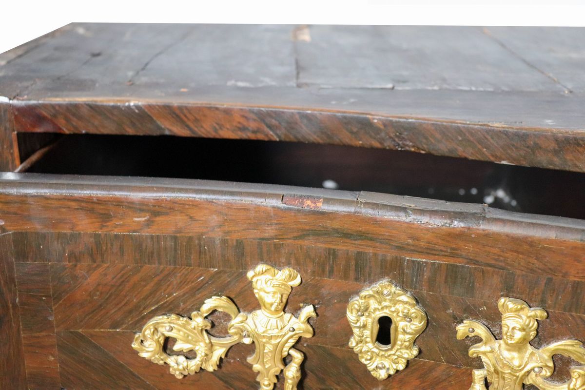 Commode Luigi XV in ebano viola