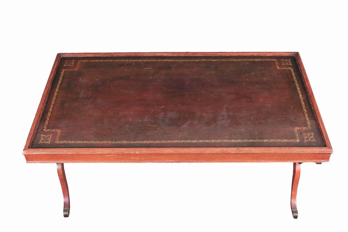 Tavolo da salotto inglese di linea Regency in mogano