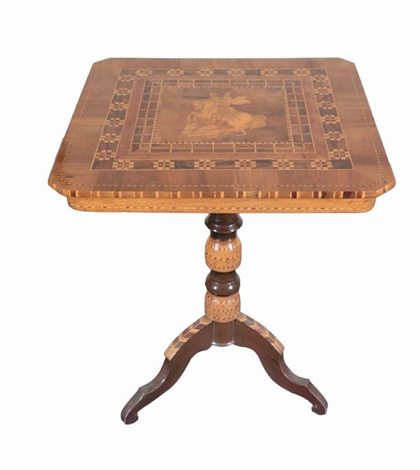 Antico tavolino Rolo a forma quadrata in noce