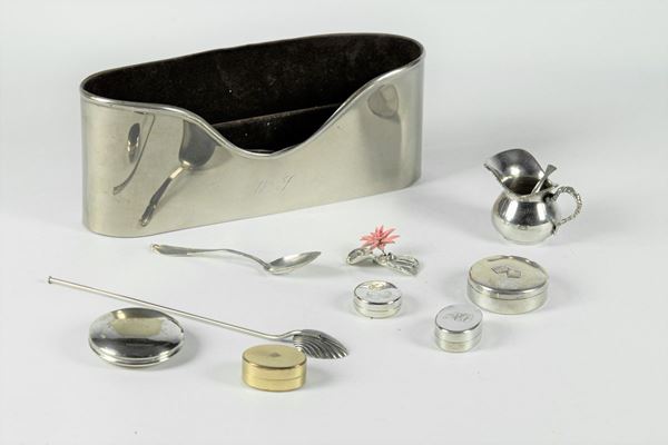 Lot in silver and silver metal