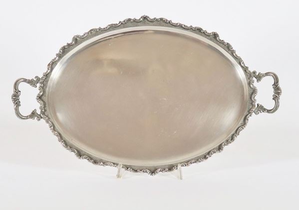 Vassoio ovale a due manici in argento gr. 910
