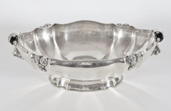 Oval fruit bowl in silver gr. 1340