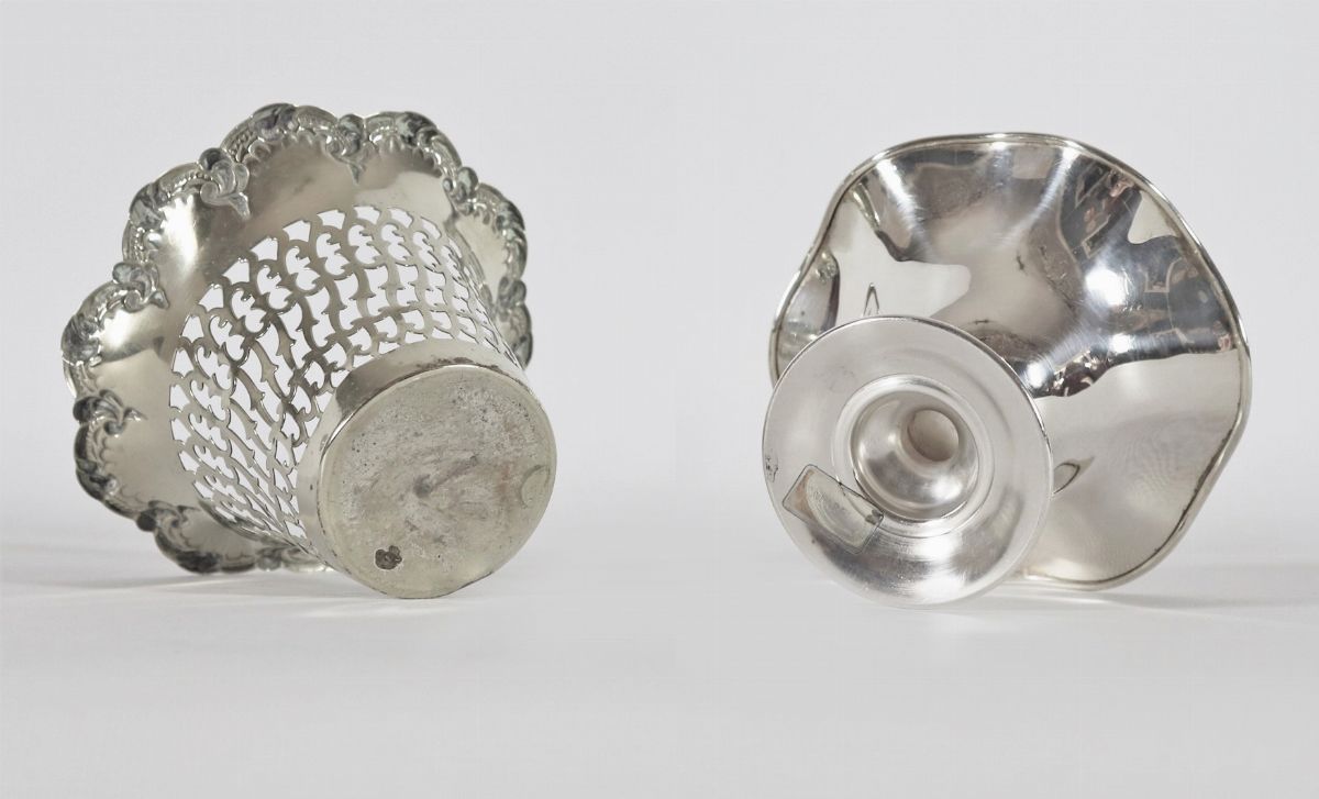 Lotto in argento e metallo (2 pz)