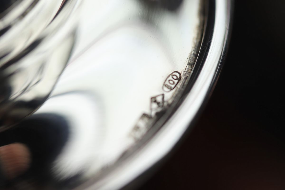 Lotto in argento e metallo (2 pz)