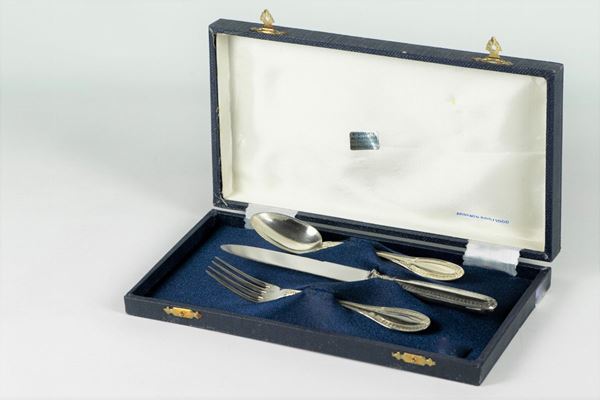 Chiseled silver child&#39;s cutlery set  - Auction Antique paintings, furniture, furnishings and art objects. - Gelardini Aste Casa d'Aste Roma