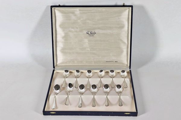 Set di dodici cucchiaini da tè in argento gr. 260