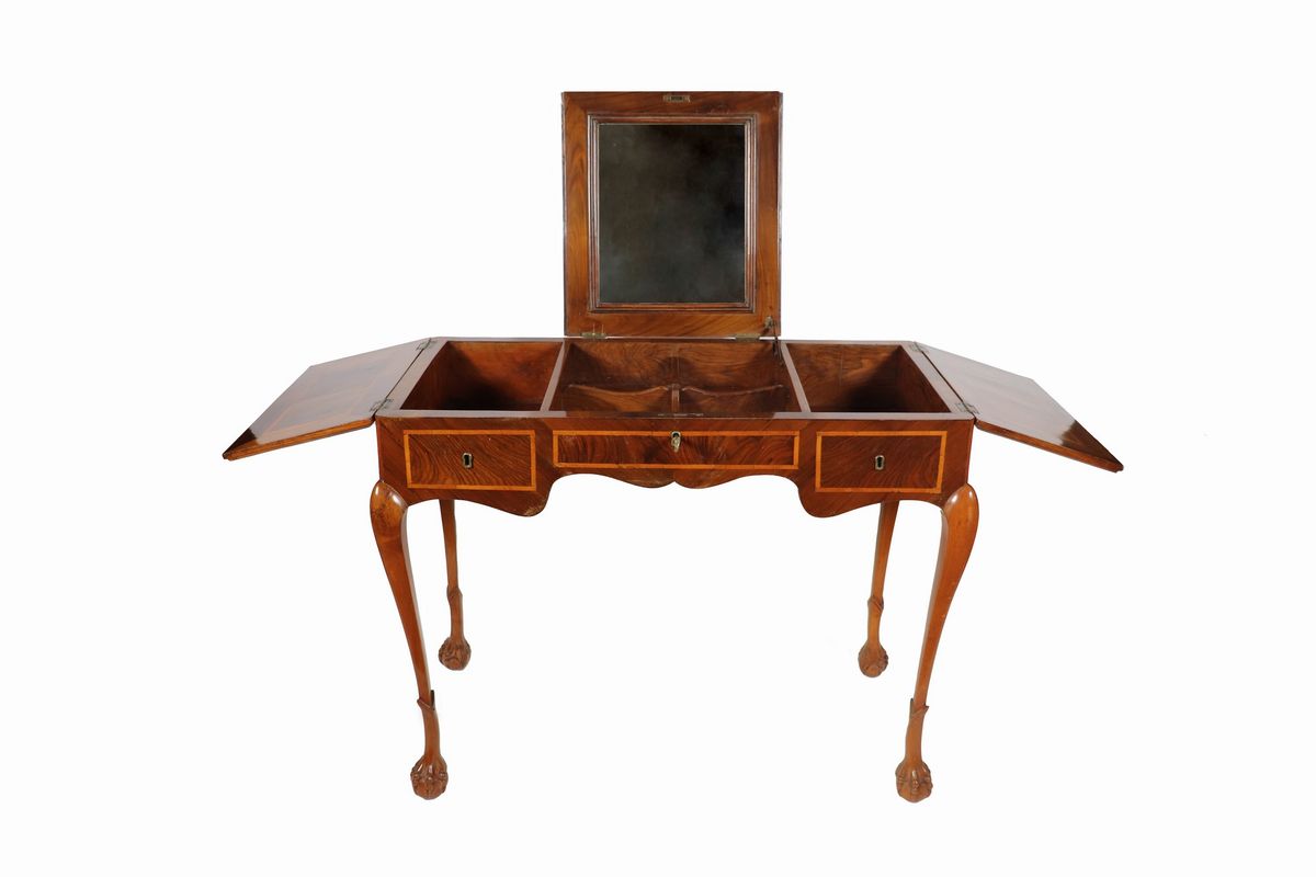 Antica toletta napoletana in noce