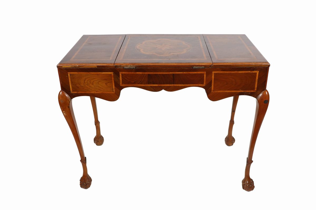 Antica toletta napoletana in noce