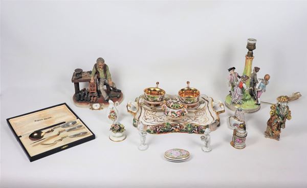 Lot in porcelain, ceramic and silver (17 pcs)