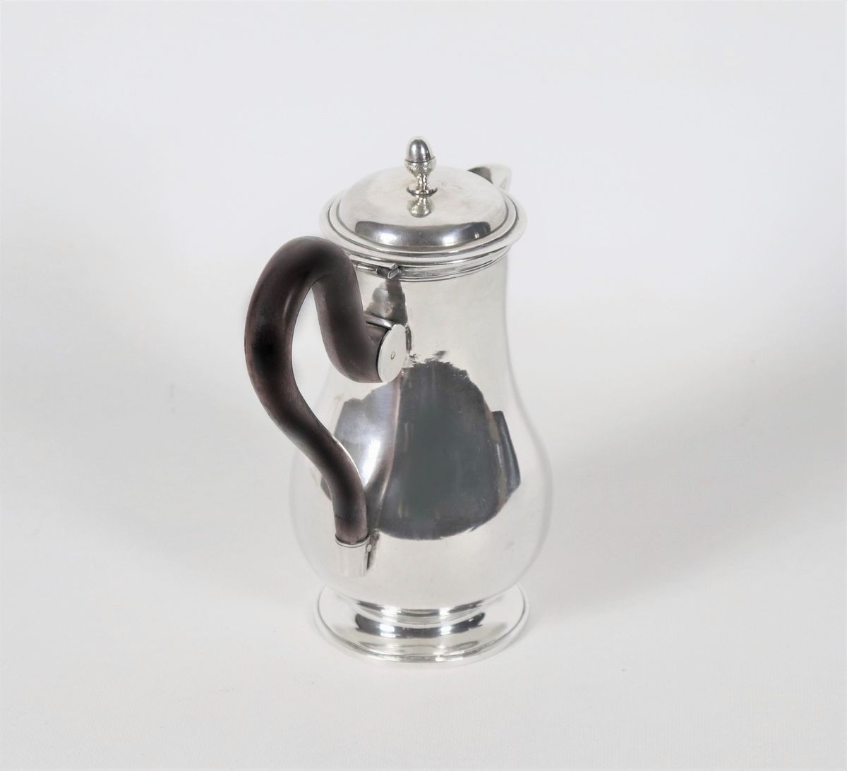 Caffettiera in argento con stemma Savoia
