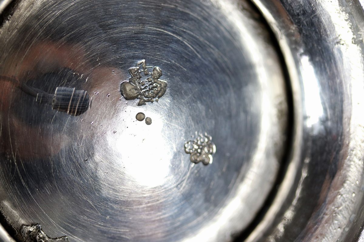 Caffettiera in argento con stemma Savoia