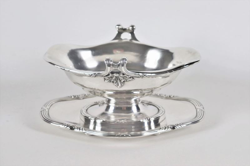 Salsiera in argento. Argentiere Odiot