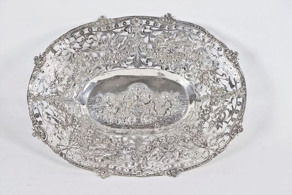 Basket in embossed and perforated silver