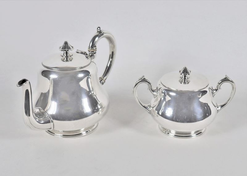 Antico lotto in metallo argentato francese Christofle (2 pz)