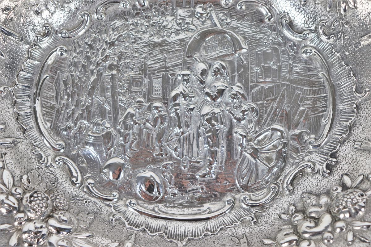 Cesto in argento sbalzato Germania XIX Secolo
