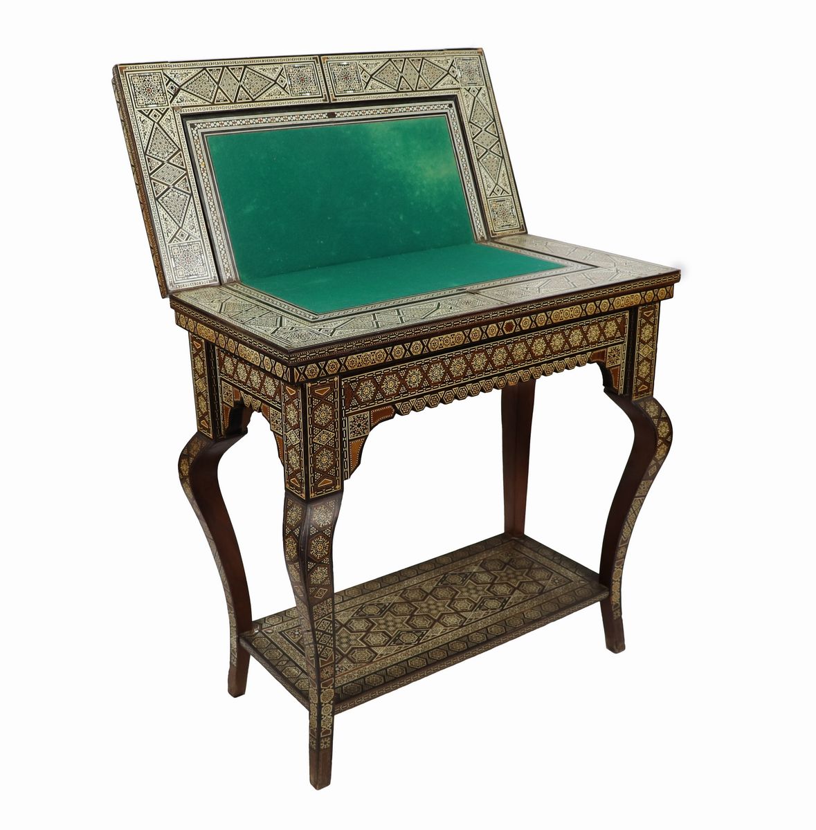 Antico tavolo da gioco orientale in noce, ebano, avorio e madreperla