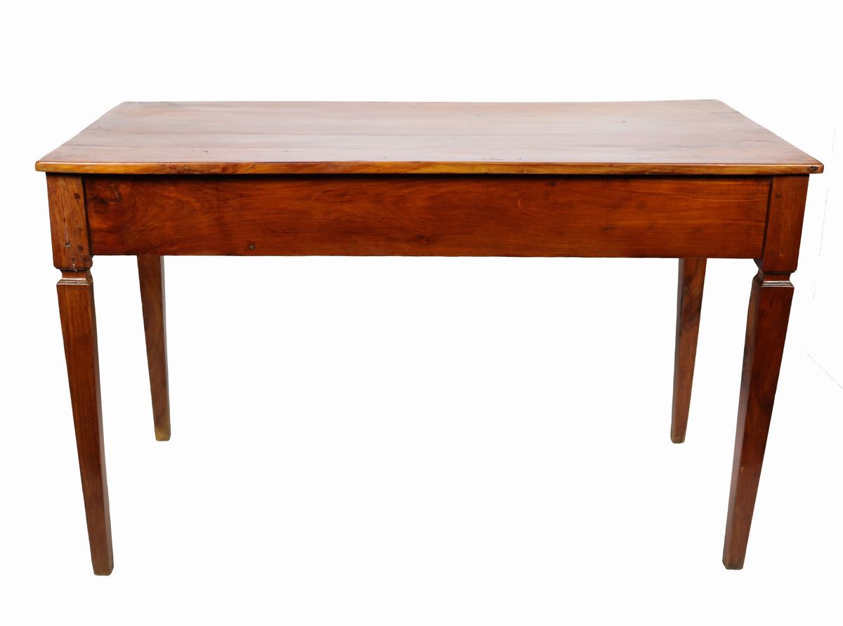 Tavolo scrivania toscano da centro in ciliegio