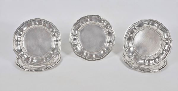 Lot of five silver saucers gr. 660