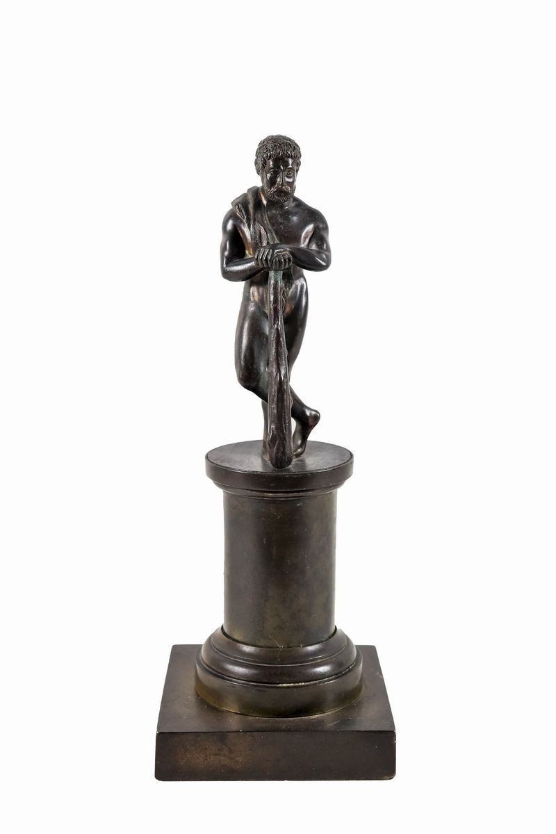 Antica scultura in bronzo patinato "Ercole"