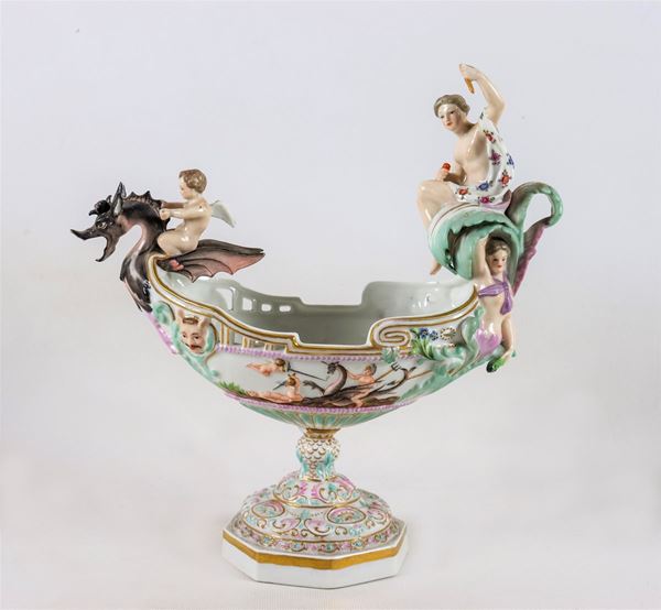 Stand called "Nautilus" in German porcelain