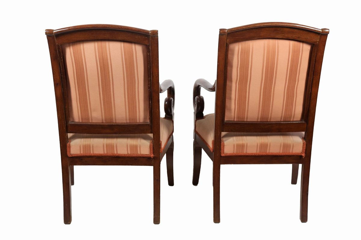 Coppia di poltrone toscane in mogano di linea Impero