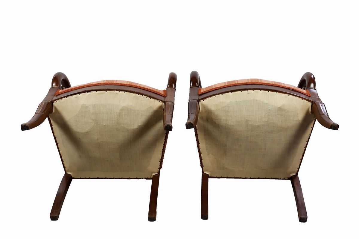 Coppia di poltrone toscane in mogano di linea Impero