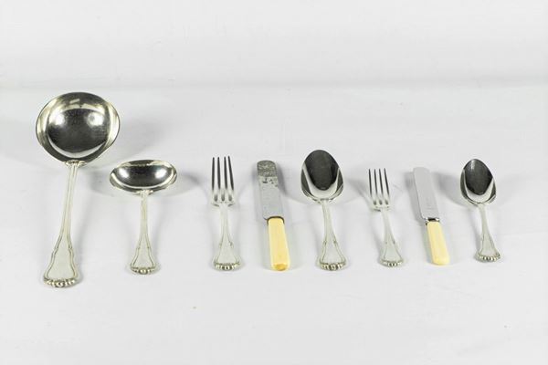 Silver cutlery set