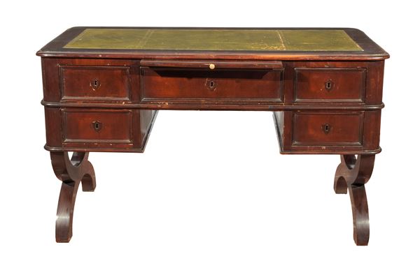 Central Tuscan Second Empire desk in mahogany