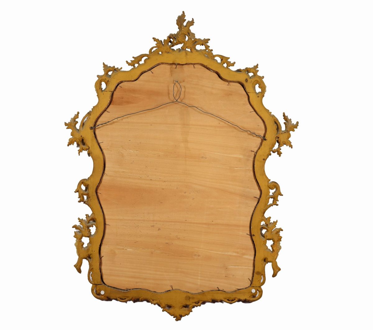 Specchiera di linea Luigi XV in legno dorato