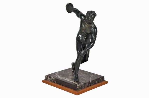 Ancient bronze sculpture "Discobolus"