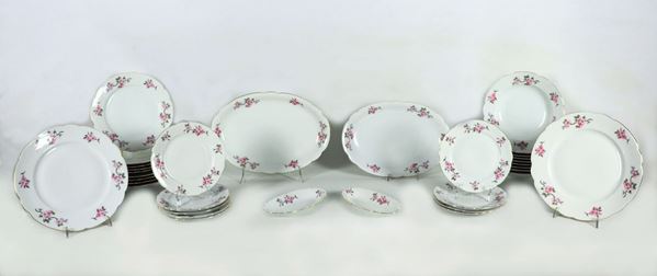 German porcelain plate set with colorful flower bouquet decorations, marked Seltmann Weiden Bavaria (32 pcs)