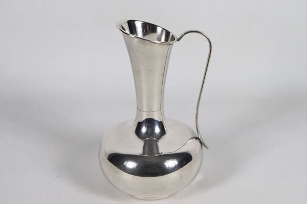 Small silver water carafe gr. 350