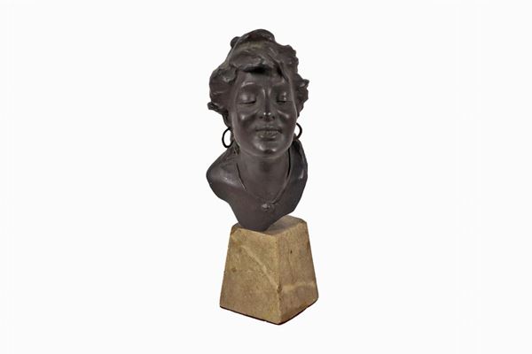 Piccolo busto napoletano in bronzo "Volto di giovane popolana" 