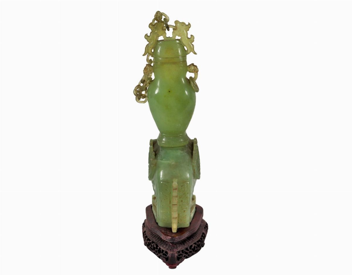 Bruciaprofumo in giada verde