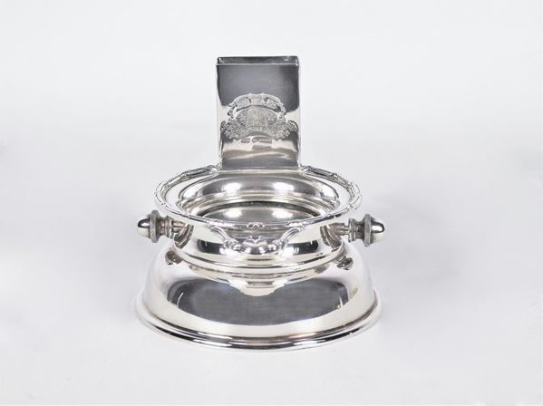 Chinese ashtray for opium pipes in silver metal complete with match holder