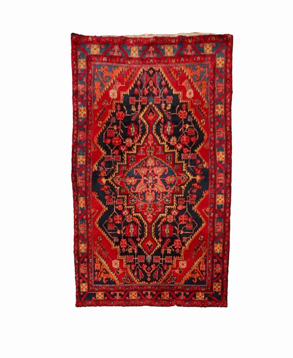 Tappeto persiano Shiraz a motivi geometrici e floreali su fondo rosso e blu m 2,15 x 1,36