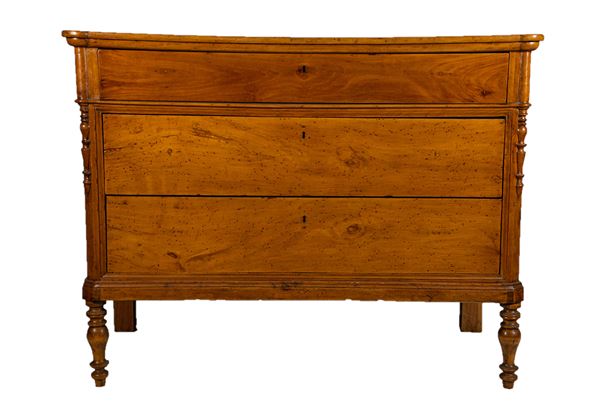 Toscano chest of drawers in light walnut with three drawers