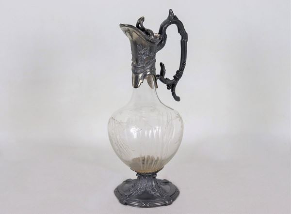 Liberty carafe for wine in worked crystal and metal