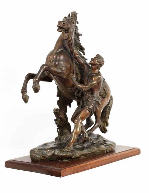 Gruppo scultoreo francese in bronzo "Cheval de Marly" 