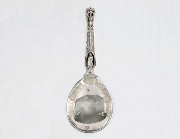 Cucchiaio in argento, commemorativo del Periodo del Regno di Oscar II Re di Svezia e Norvegia (1872-1905)