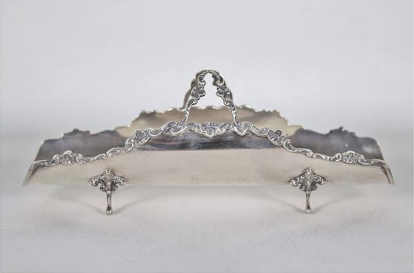 Silver breadstick holder with chiseled and embossed handle and edges gr. 300