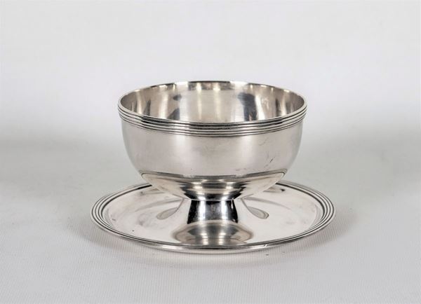 Cup with silver underplate with threaded edges gr. 270