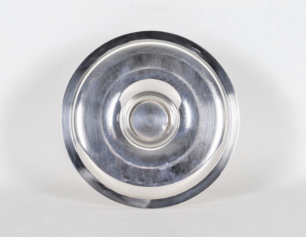 Coppa con sottopiatto in argento con bordi a filettature gr. 270