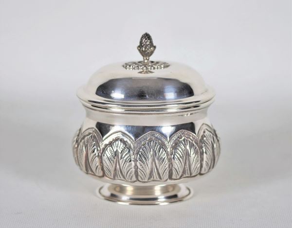 Silver oval-shaped sugar bowl gr. 230