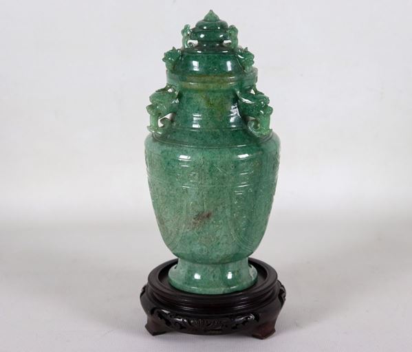 Chinese green jade sculpture "Scent burner"