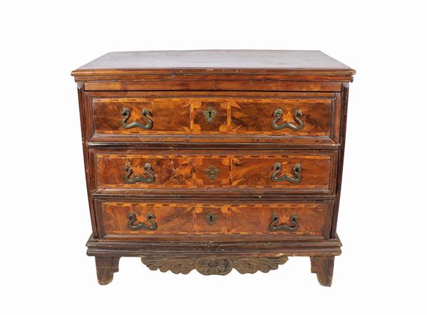 Antique Louis XIV line chest of drawers in walnut with boxwood inlays