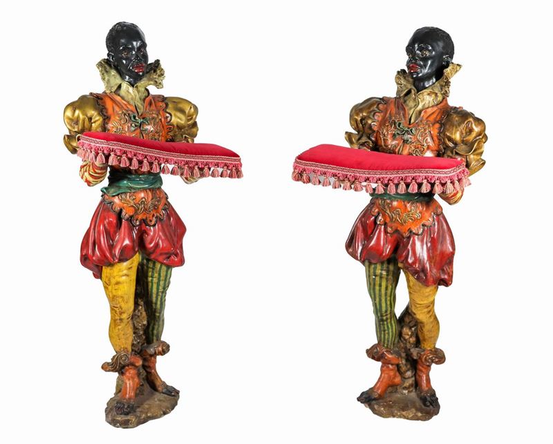 "Moretti Veneziani" coppia di sculture in terracotta smaltata, patinata e policromata